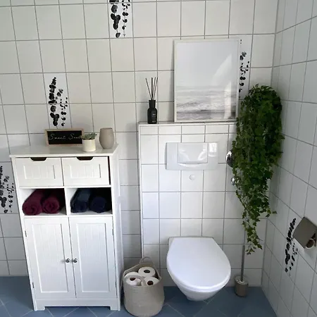 Schoene Mit Terrasse & Blick Ins Gruene Dormettingen